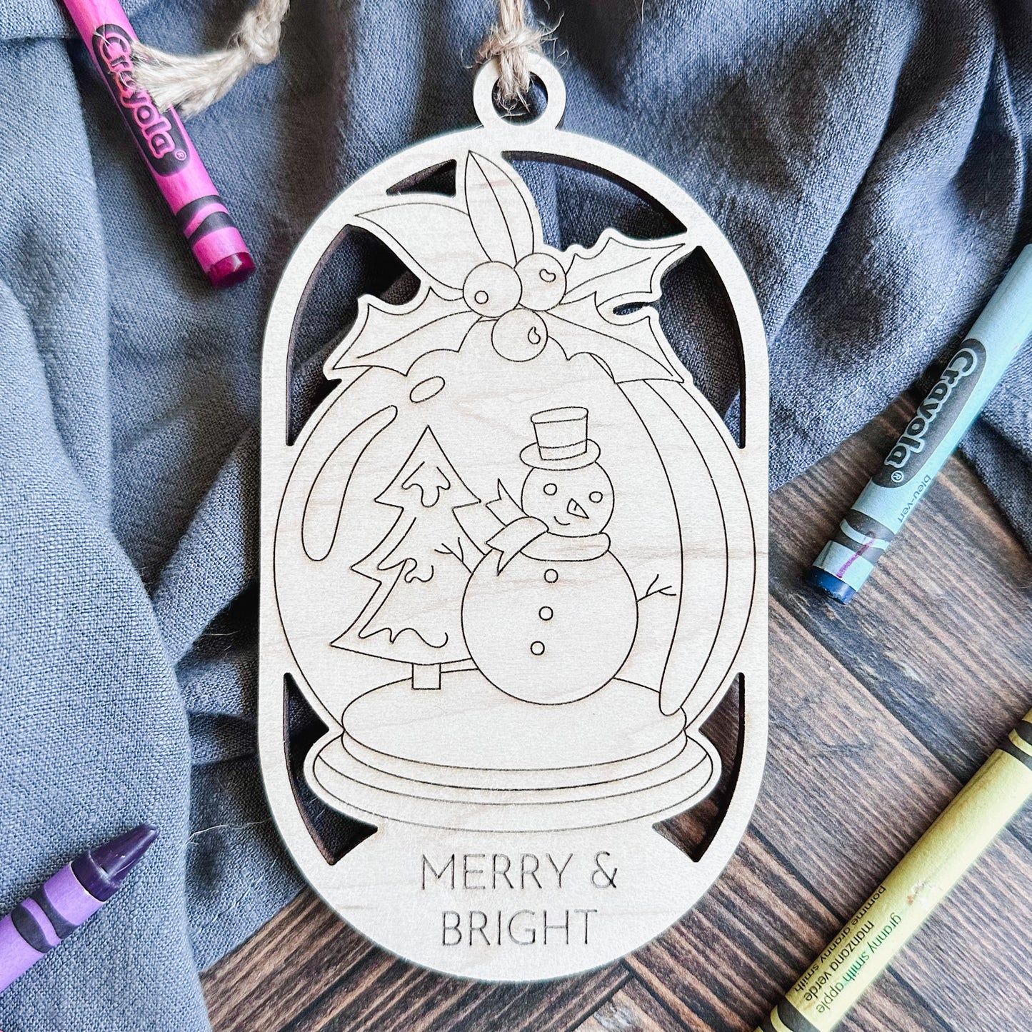 Color-Me DIY Holiday Ornament Kit