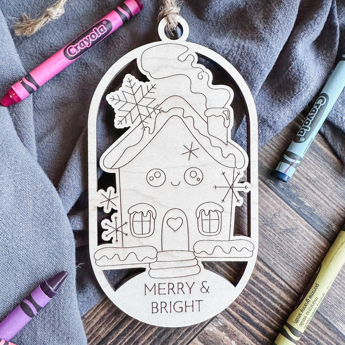 Color-Me DIY Holiday Ornament Kit