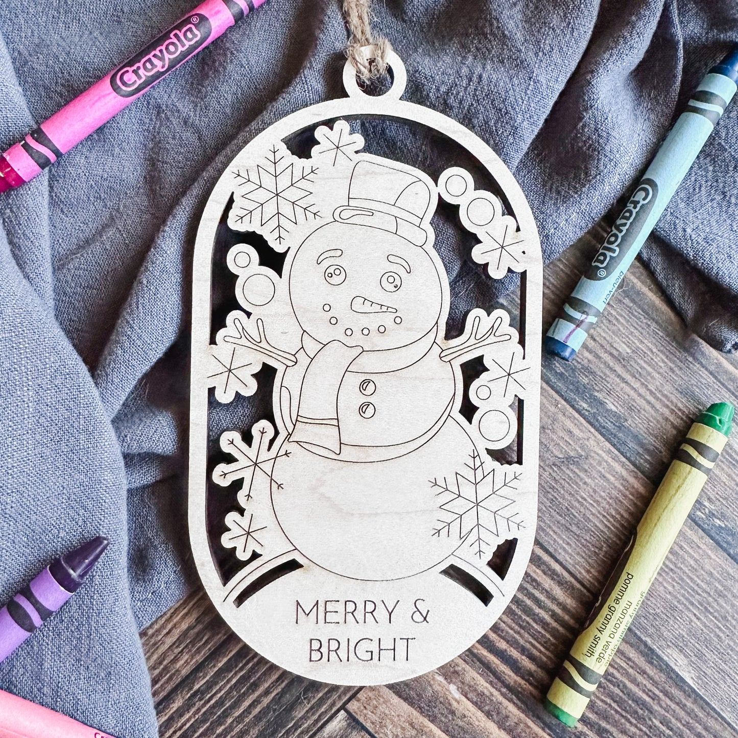 Color-Me DIY Holiday Ornament Kit