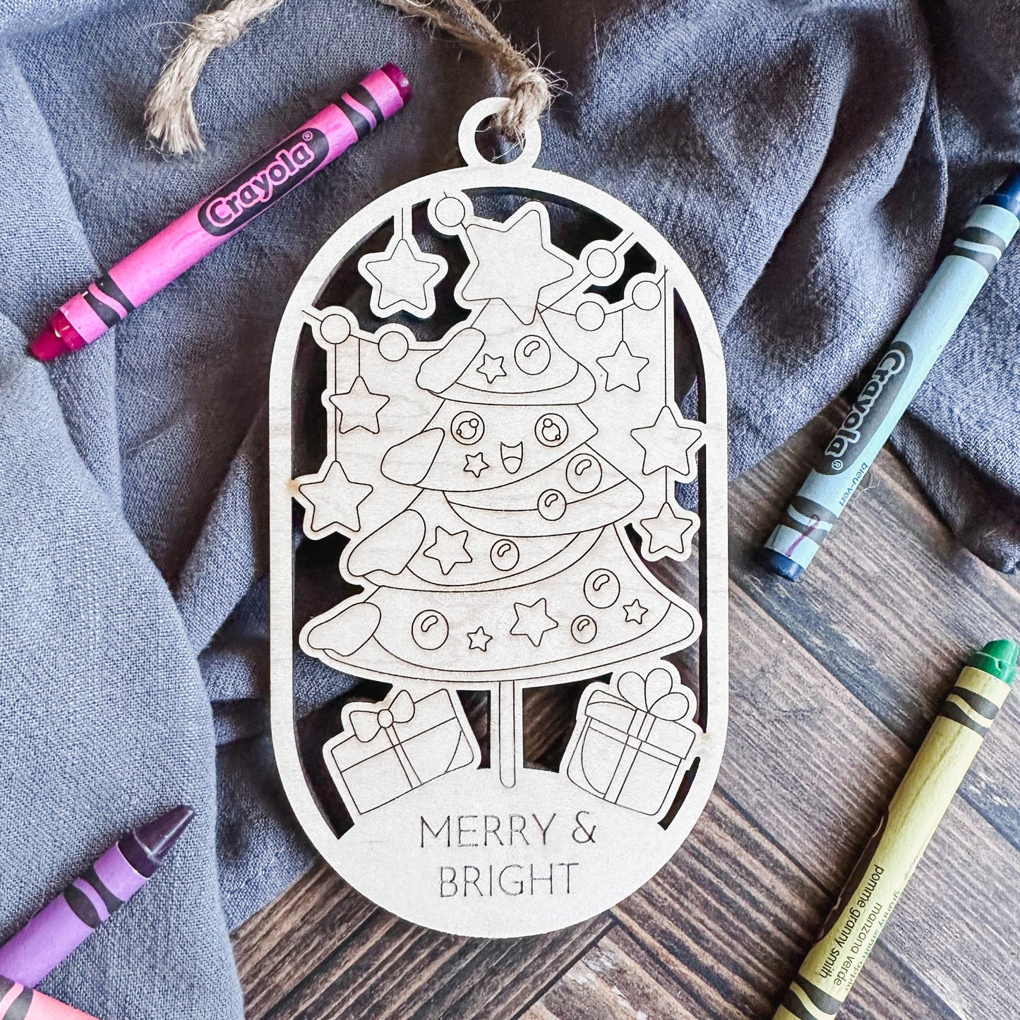 Color-Me DIY Holiday Ornament Kit